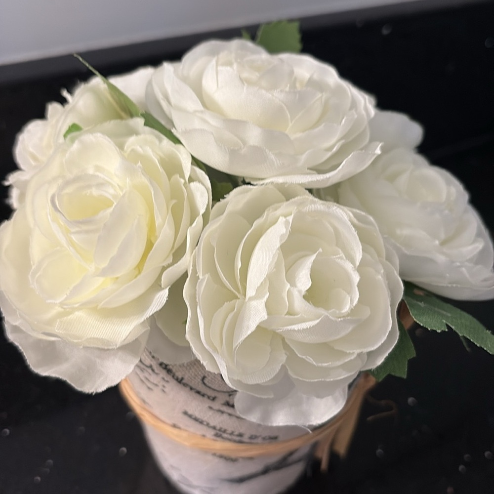 Paris Burlap Wrapped White Faux Floral Arrangement Shabby Chic Cottagecore - Picture 7 of 8
